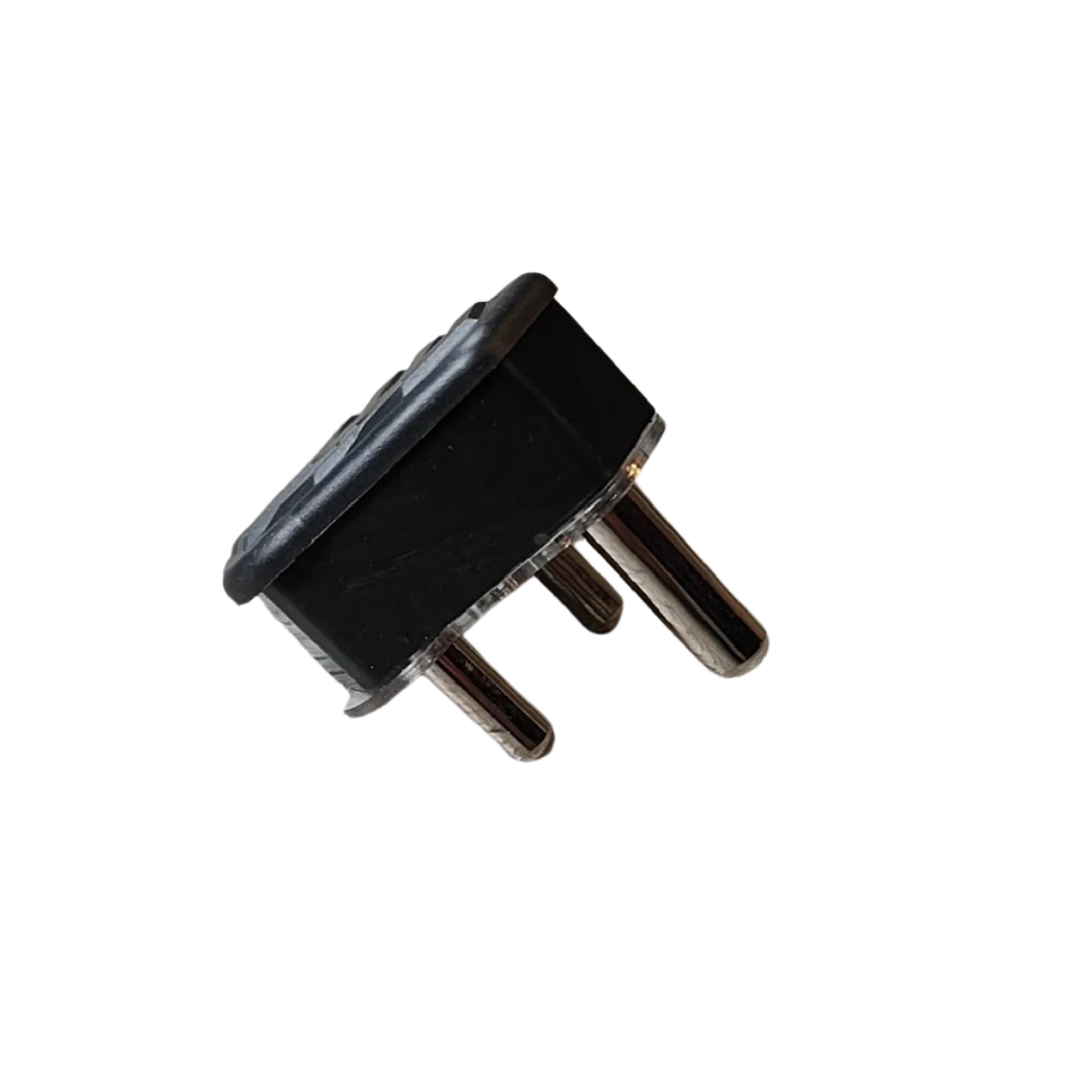 16A Rubber Black Plug Top